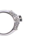 Anello con Enhanced Blue Diamond e diamanti bianchi - immagine 2