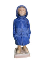 Figurine - Bimbo con impermeabile