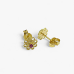 Orecchini a fiore con strass rosso - immagine 2